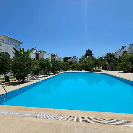Abay Derbent With A Pool Near Marina And The Villa Turgutreis