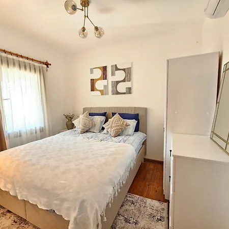 Villa Abay Derbent With A Pool Near Marina And The