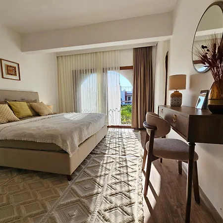 Villa Abay Derbent With A Pool Near Marina And The