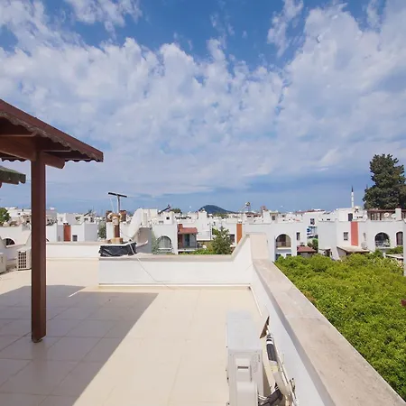 Вилла Abay Derbent With A Pool Near Marina And The